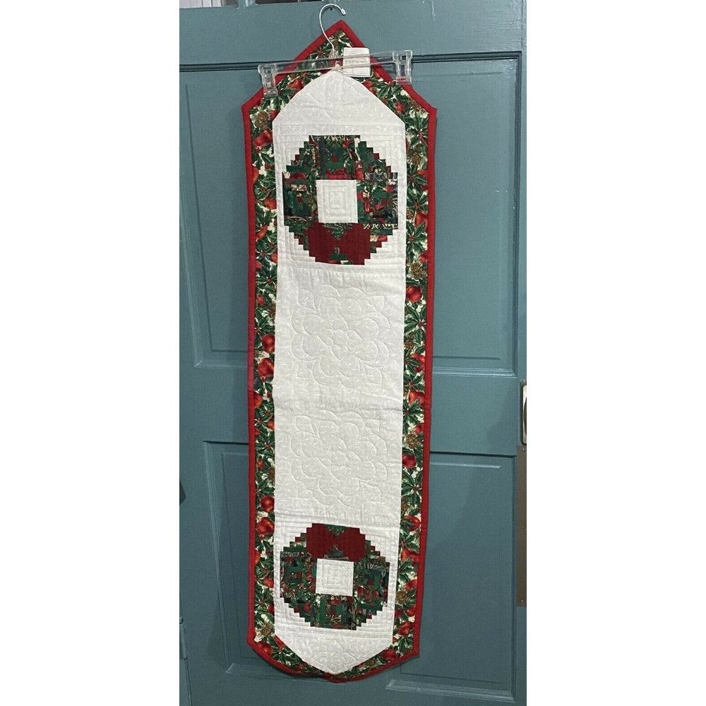 Quilted Table Runner Handmade Christmas Red Green Wreath Pattern